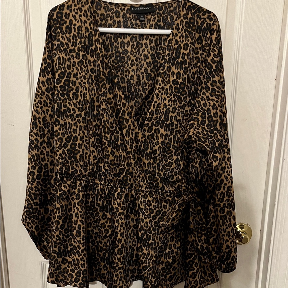 Lane Bryant Baddie Cocktail Satin Feel Leopard Print V neck Blouse Plus size 20
